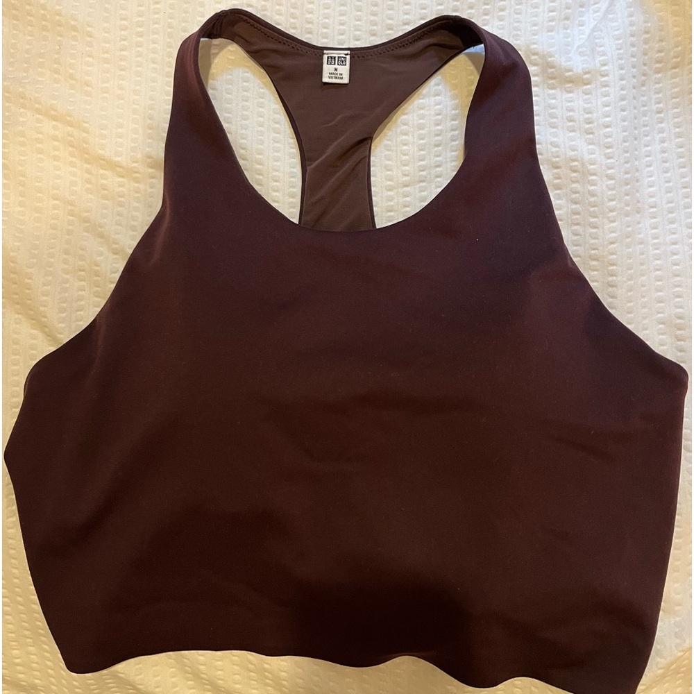Uniqlo workout top